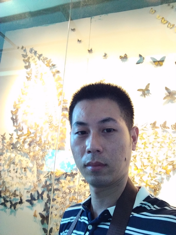 大灰狼的第一张照片--江西中老年相亲网
