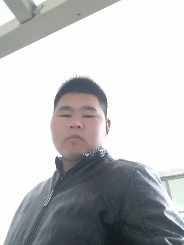 小哥的第一张照片--江西中老年相亲网