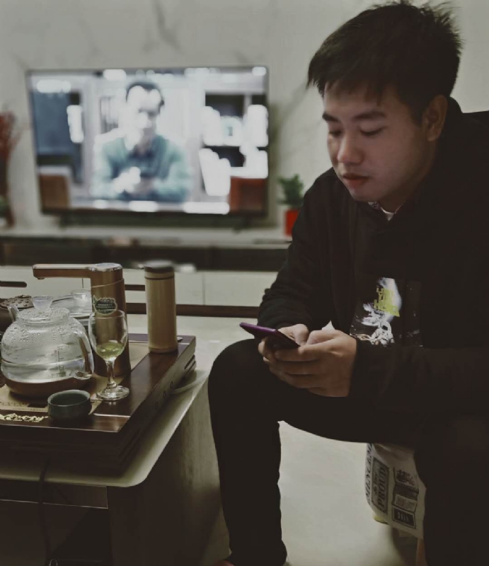 嗯今年能脱单吗的第一张照片--江西中老年相亲网