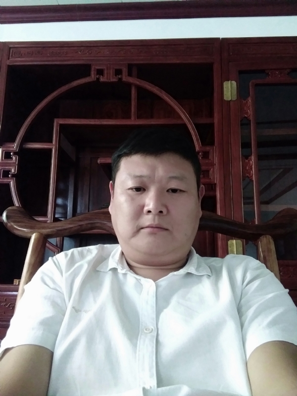 狼图腾的第一张照片--江西中老年相亲网