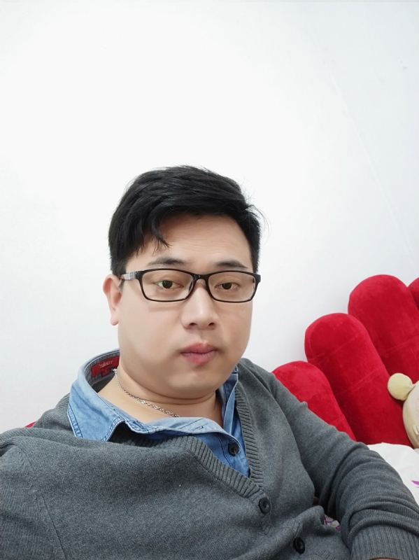何必在亿的第一张照片--江西中老年相亲网